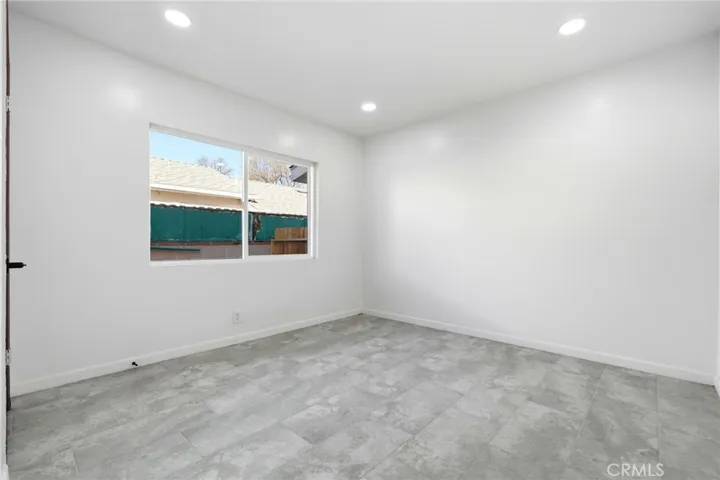 18114 Schoenborn, Northridge, California 91325