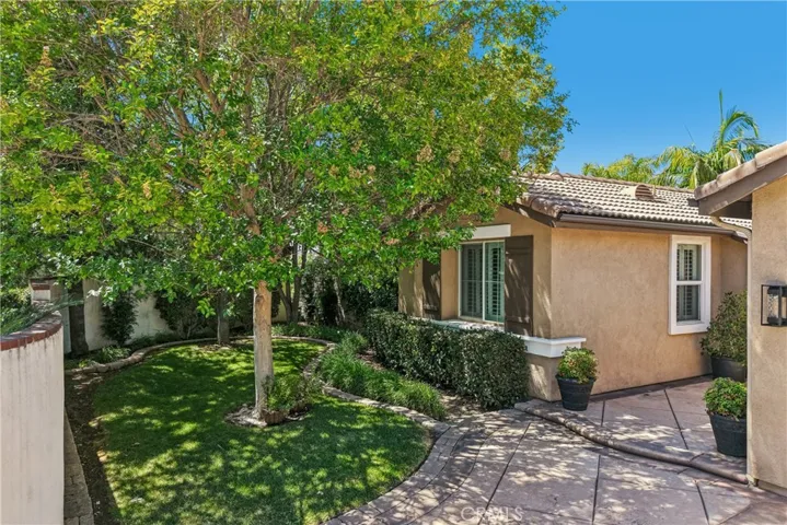 2431 Rosser, Corona, California 92879