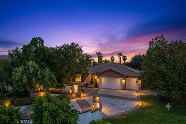 2431 Rosser, Corona, California 92879