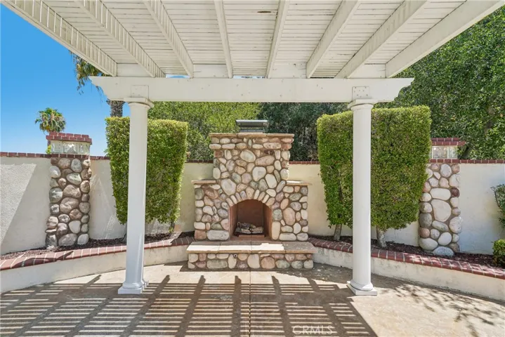 2431 Rosser, Corona, California 92879