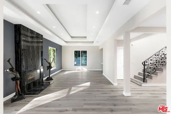 164 N Willaman Drive, Beverly Hills, California 90211