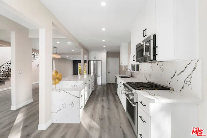 164 N Willaman Drive, Beverly Hills, California 90211