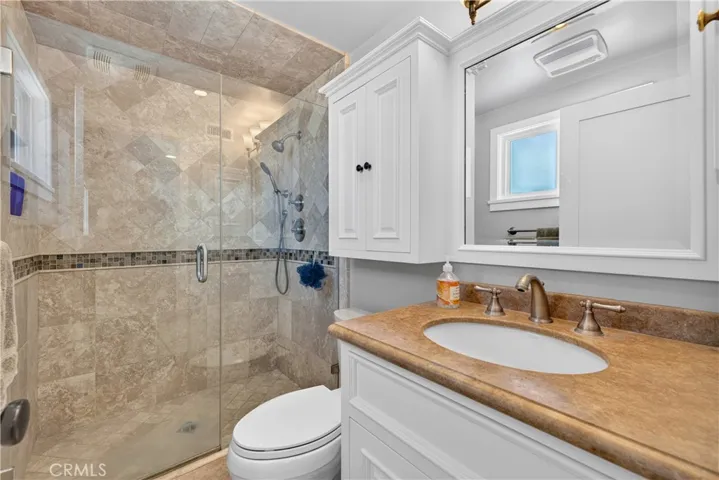 21281 Seaforth Lane, Huntington Beach, California 92646