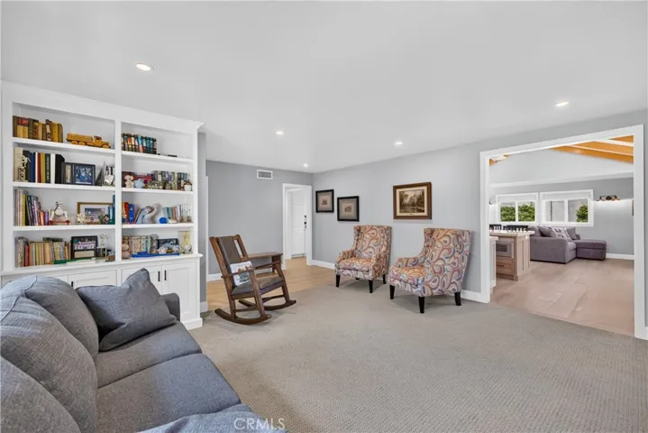 21281 Seaforth Lane, Huntington Beach, California 92646