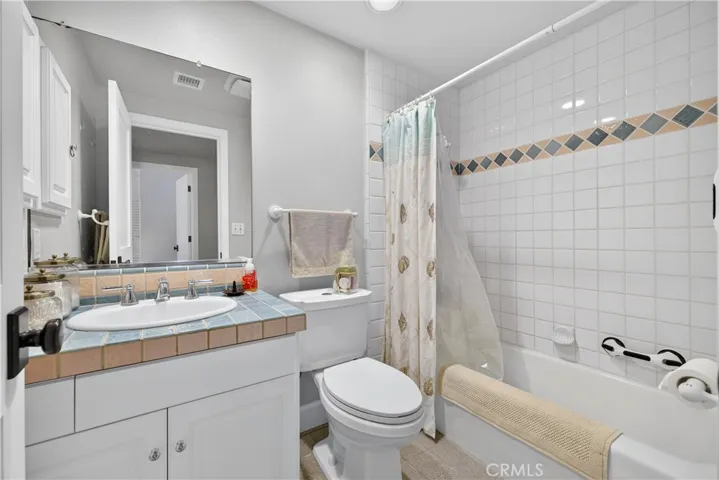 21281 Seaforth Lane, Huntington Beach, California 92646