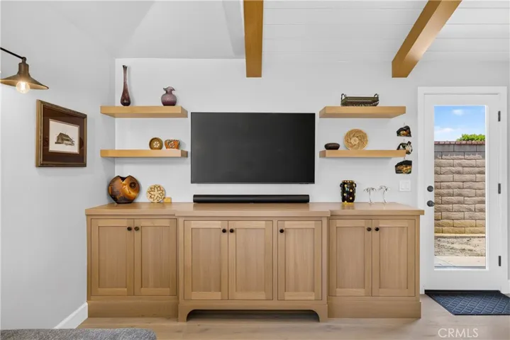 21281 Seaforth Lane, Huntington Beach, California 92646