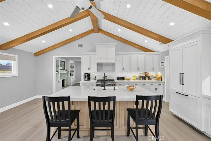 21281 Seaforth Lane, Huntington Beach, California 92646