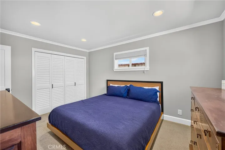 21281 Seaforth Lane, Huntington Beach, California 92646