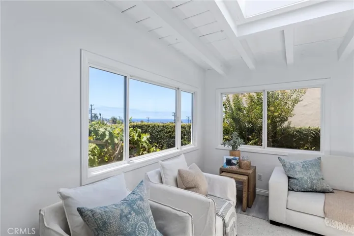 1136 8th Street, Hermosa Beach, California 90254