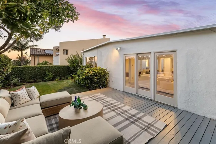 1136 8th Street, Hermosa Beach, California 90254