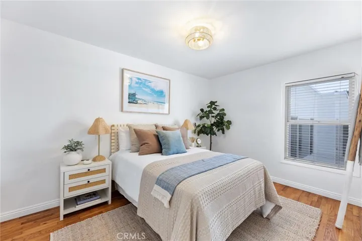 1136 8th Street, Hermosa Beach, California 90254