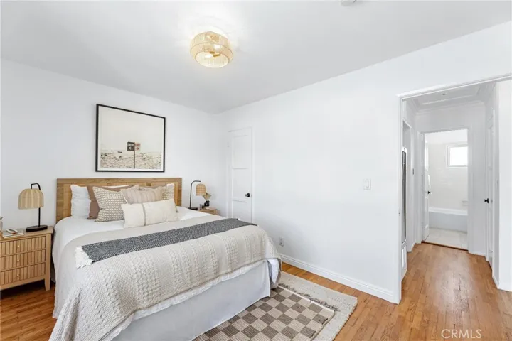 1136 8th Street, Hermosa Beach, California 90254