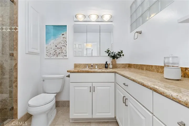 1136 8th Street, Hermosa Beach, California 90254