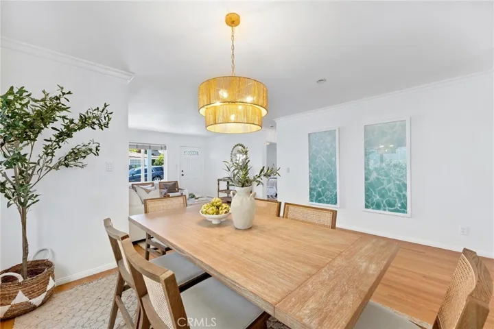 1136 8th Street, Hermosa Beach, California 90254