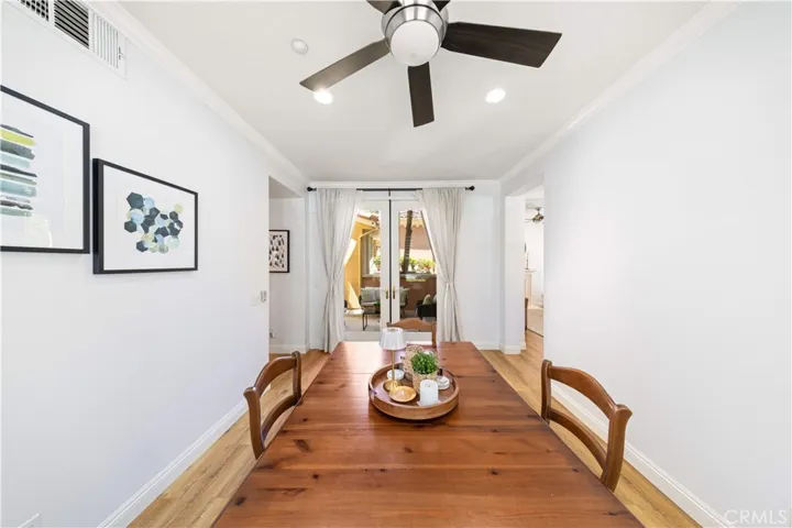 111 Chantilly, Irvine, California 92620