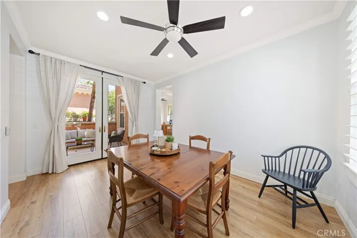 111 Chantilly, Irvine, California 92620