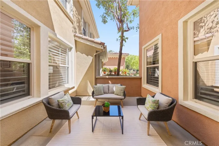 111 Chantilly, Irvine, California 92620