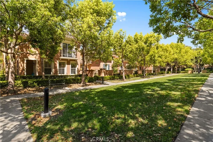 111 Chantilly, Irvine, California 92620