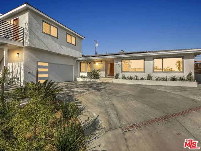 5810 S Halm Avenue, Los Angeles, California 90056