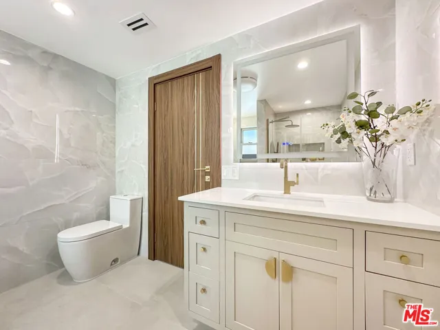 Primary Ensuite Bathroom