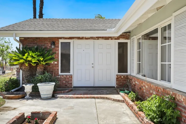 5485 Golden West Avenue, Jurupa Valley, California 92509