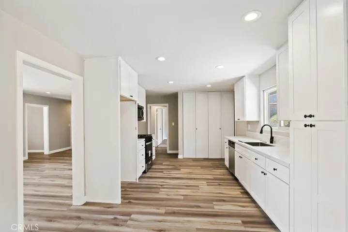 5485 Golden West Avenue, Jurupa Valley, California 92509