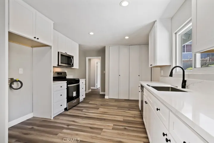 5485 Golden West Avenue, Jurupa Valley, California 92509