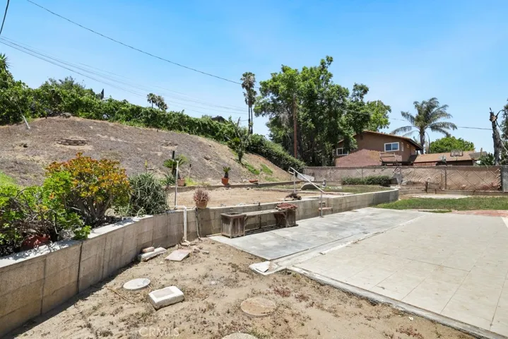 5485 Golden West Avenue, Jurupa Valley, California 92509