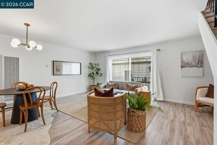 2115 Central 5, Alameda, California 94501-2841