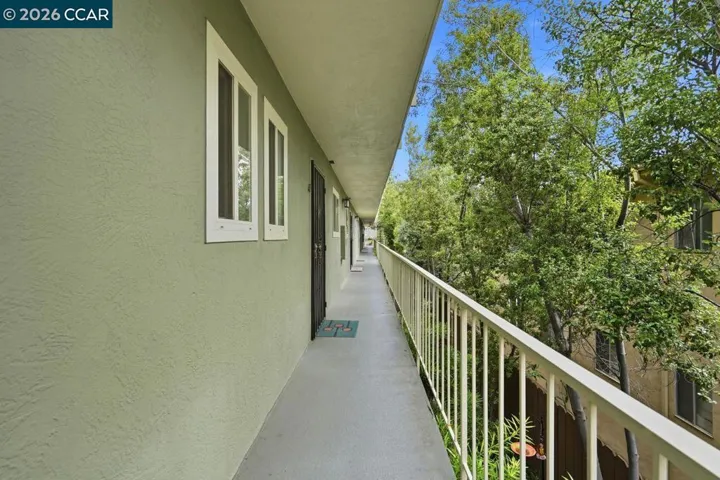 2115 Central 5, Alameda, California 94501-2841