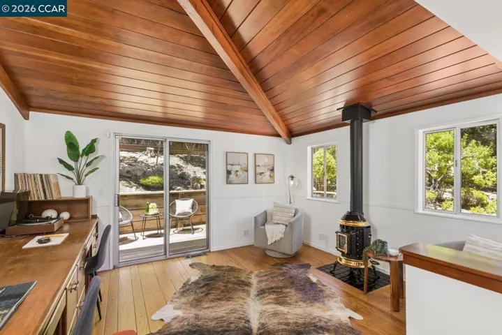 19 Valley Dr, Orinda, California 94563