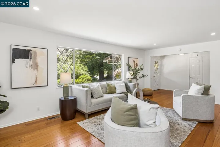 19 Valley Dr, Orinda, California 94563
