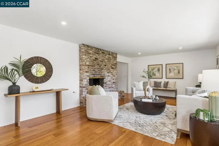 19 Valley Dr, Orinda, California 94563