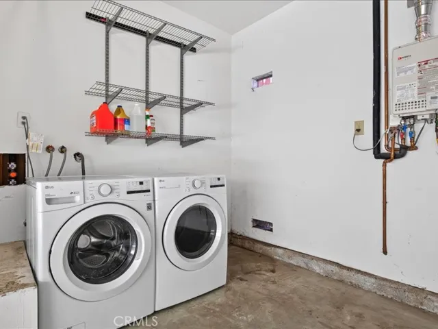 Washer & Dryer in Garage