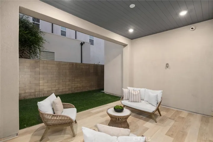 107 Spiral, Irvine, California 92618