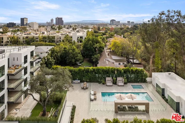 505 S Barrington Avenue 406, Los Angeles, California 90049
