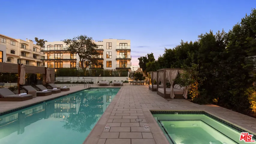 505 S Barrington Avenue 406, Los Angeles, California 90049