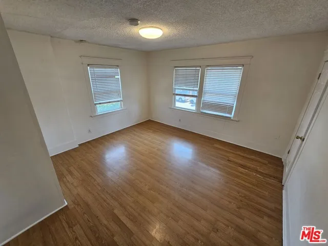1822 S Oxford Avenue, Los Angeles, California 90006