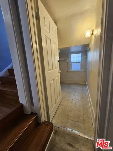 1822 S Oxford Avenue, Los Angeles, California 90006