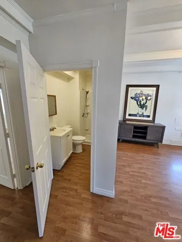 1822 S Oxford Avenue, Los Angeles, California 90006