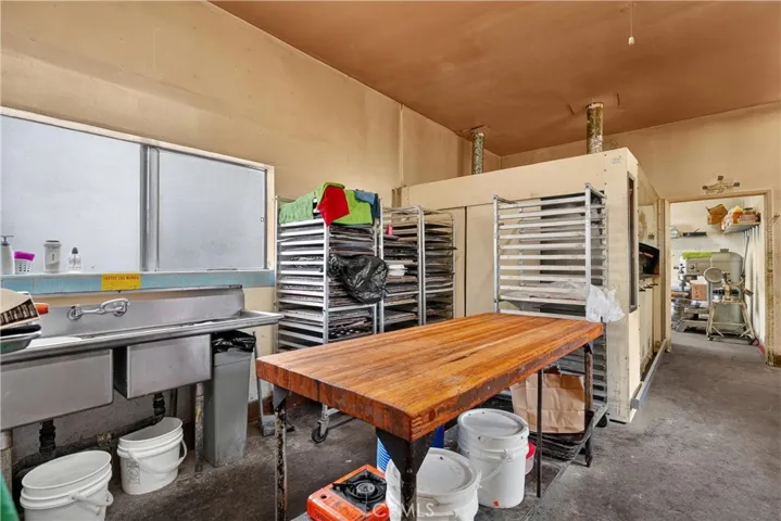 3040 Wabash, Los Angeles, California 90063