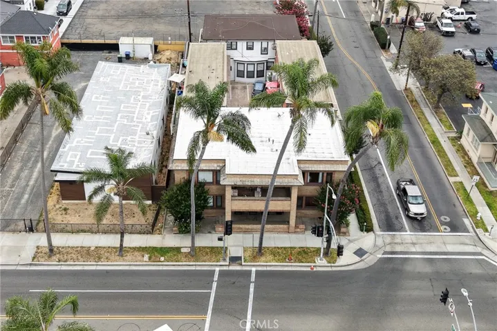 1301 N Broadway, Santa Ana, California 92706