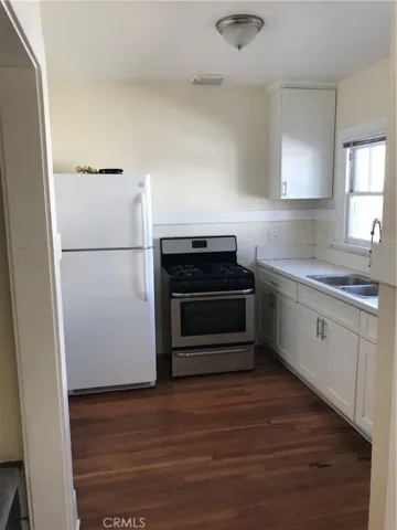 1301 N Broadway, Santa Ana, California 92706