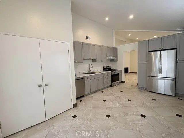 27312 Pinavete, Mission Viejo, California 92691