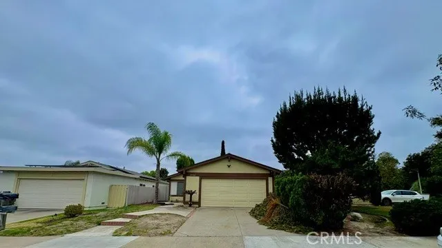 27312 Pinavete, Mission Viejo, California 92691