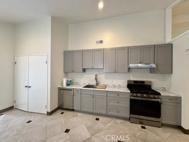 27312 Pinavete, Mission Viejo, California 92691