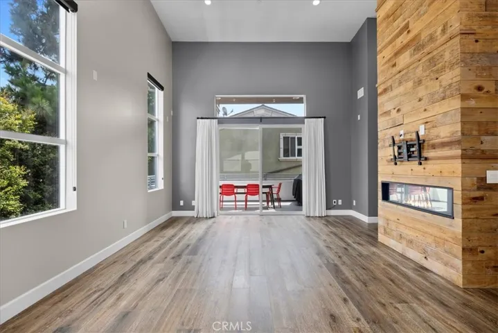 2415 Carnegie Lane C, Redondo Beach, California 90278