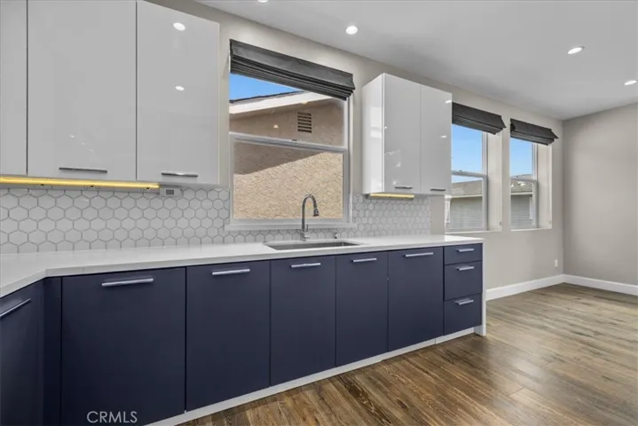 2415 Carnegie Lane C, Redondo Beach, California 90278