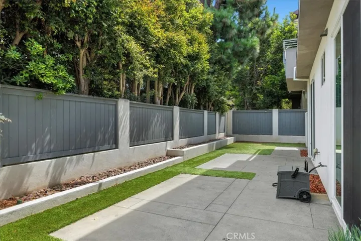 2415 Carnegie Lane C, Redondo Beach, California 90278