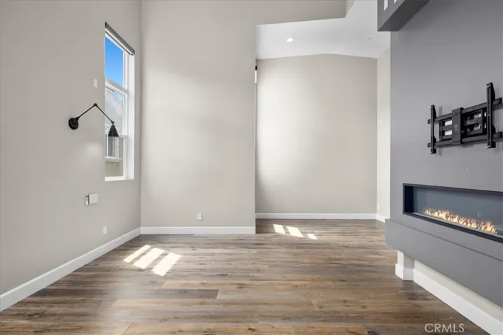 2415 Carnegie Lane C, Redondo Beach, California 90278